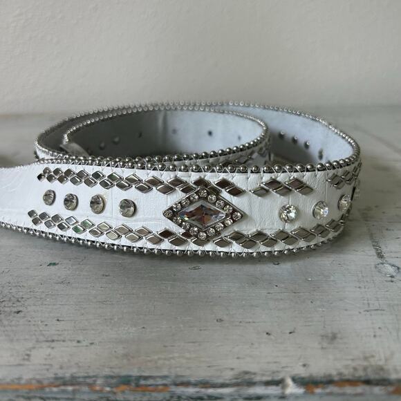 Western Leather bling belt Rhinestone cowgirl rodeo queen sparkle white 36 L - Picture 3 of 10